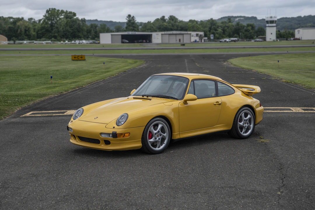 1997 Porsche 993 Carrera 4S - Image 28 of 31