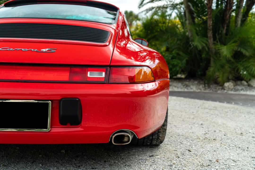 1997 Porsche 993 Carrera 4S - Image 27 of 31