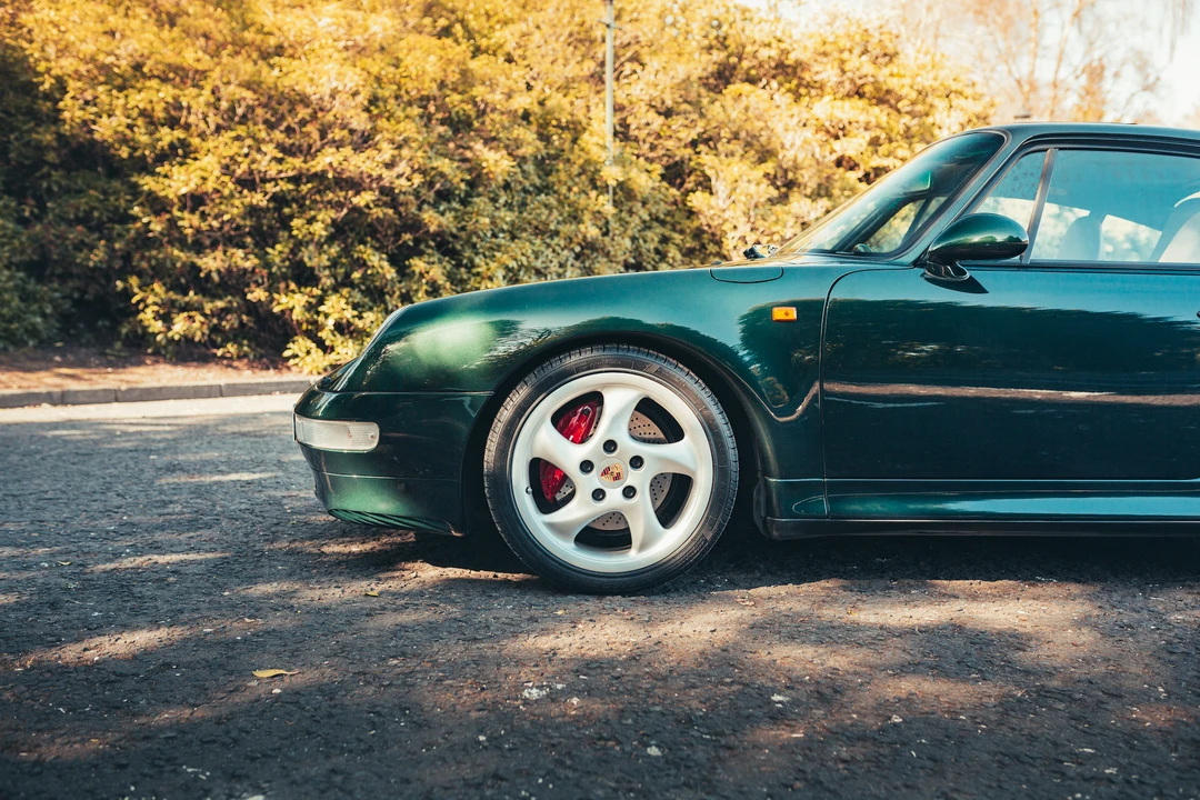 1997 Porsche 993 Carrera 4S - Image 9 of 31