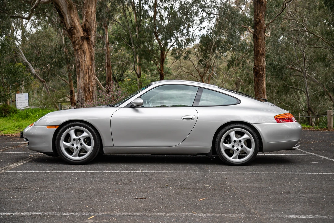 1997 Porsche 996 Carrera - Image 9 of 31