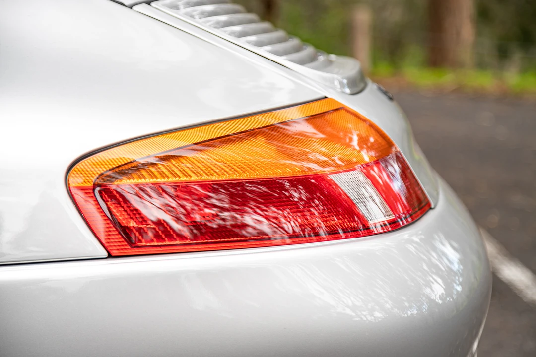 1997 Porsche 996 Carrera - Image 16 of 31