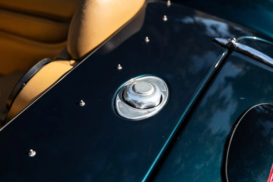 1997 Panoz Roadster - Image 9 of 31