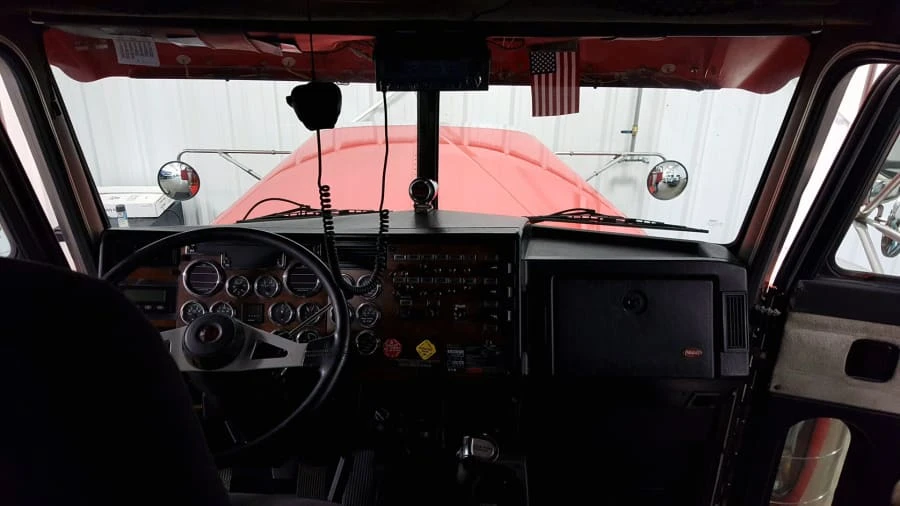 1997 Peterbilt 379 - Image 6 of 12