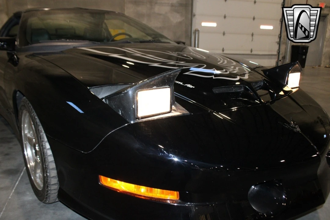 1997 Pontiac Firebird 4th Gen - Image 8 of 21