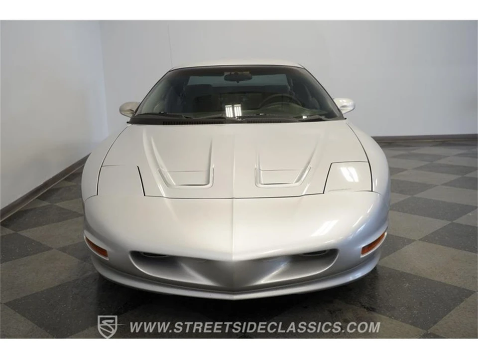 1997 Pontiac Firebird 4th Gen - Image 17 of 31