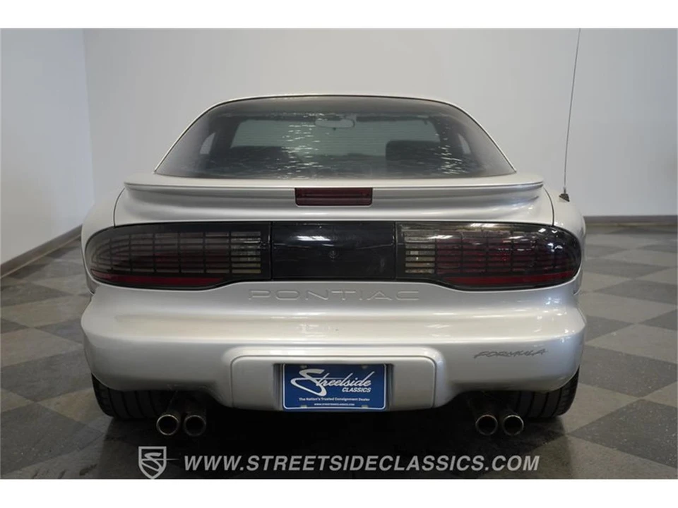 1997 Pontiac Firebird 4th Gen - Image 10 of 31