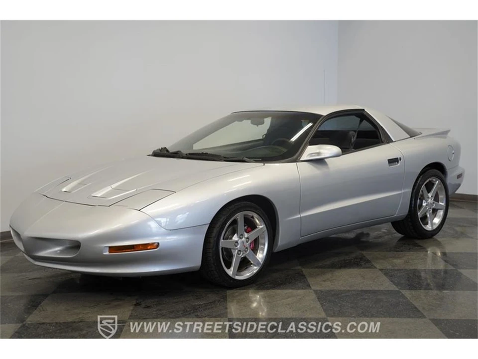 1997 Pontiac Firebird 4th Gen - Image 18 of 31