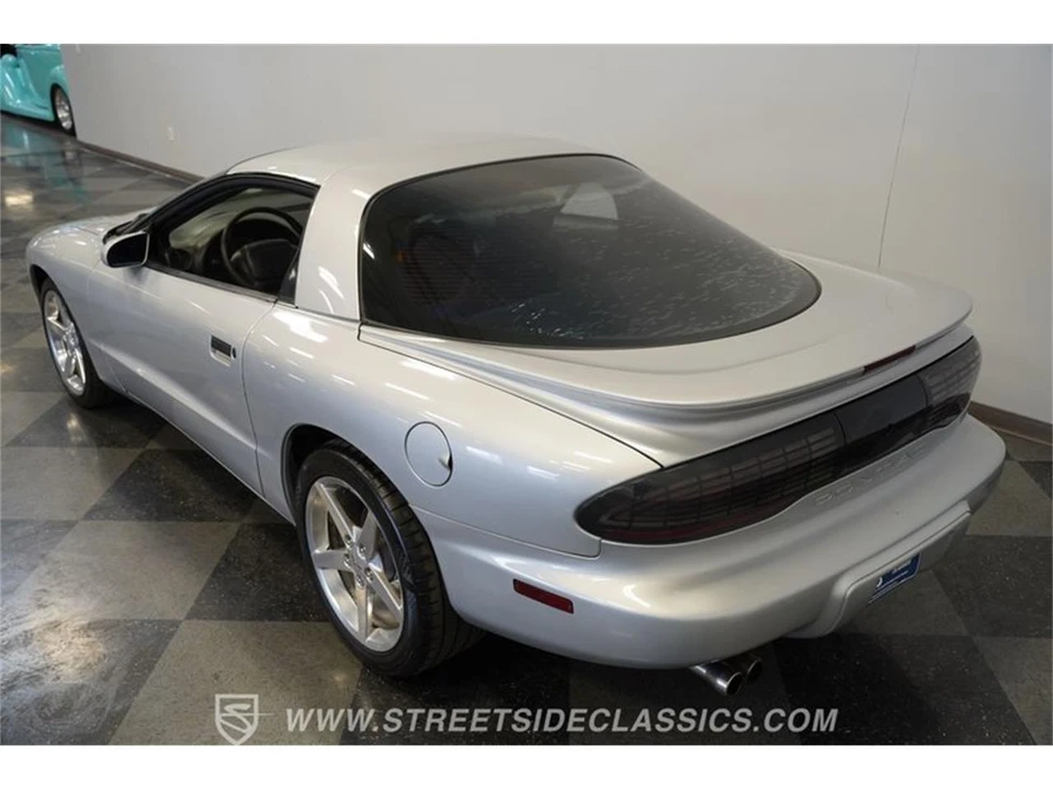 1997 Pontiac Firebird 4th Gen - Image 27 of 31