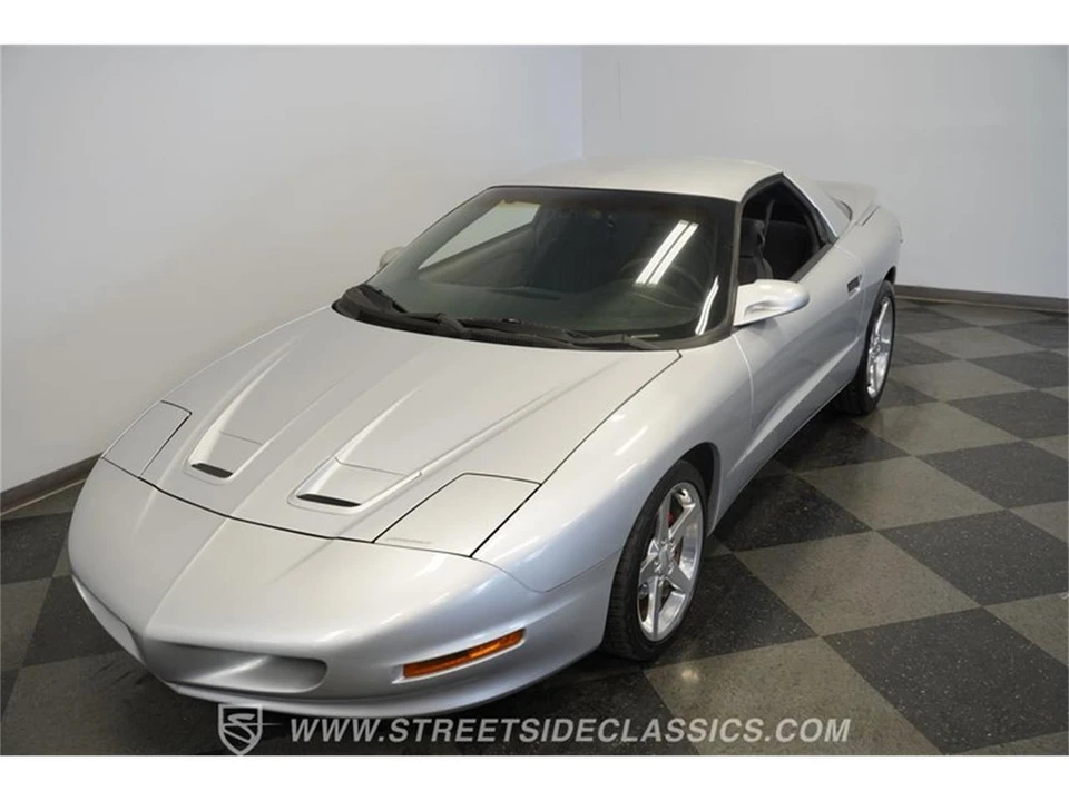 1997 Pontiac Firebird 4th Gen - Image 19 of 31