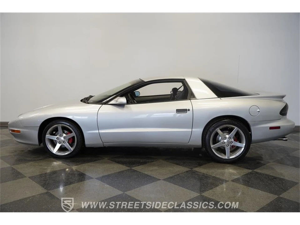 1997 Pontiac Firebird 4th Gen - Image 7 of 31