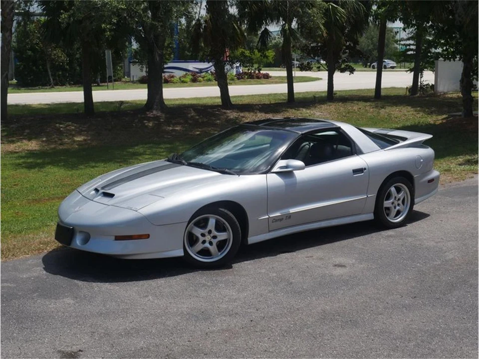 1997 Pontiac Firebird 4th Gen - Image 12 of 31