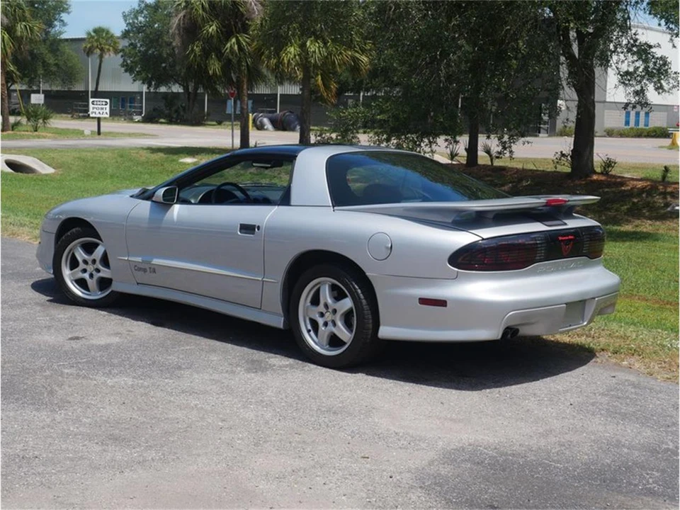 1997 Pontiac Firebird 4th Gen - Image 18 of 31