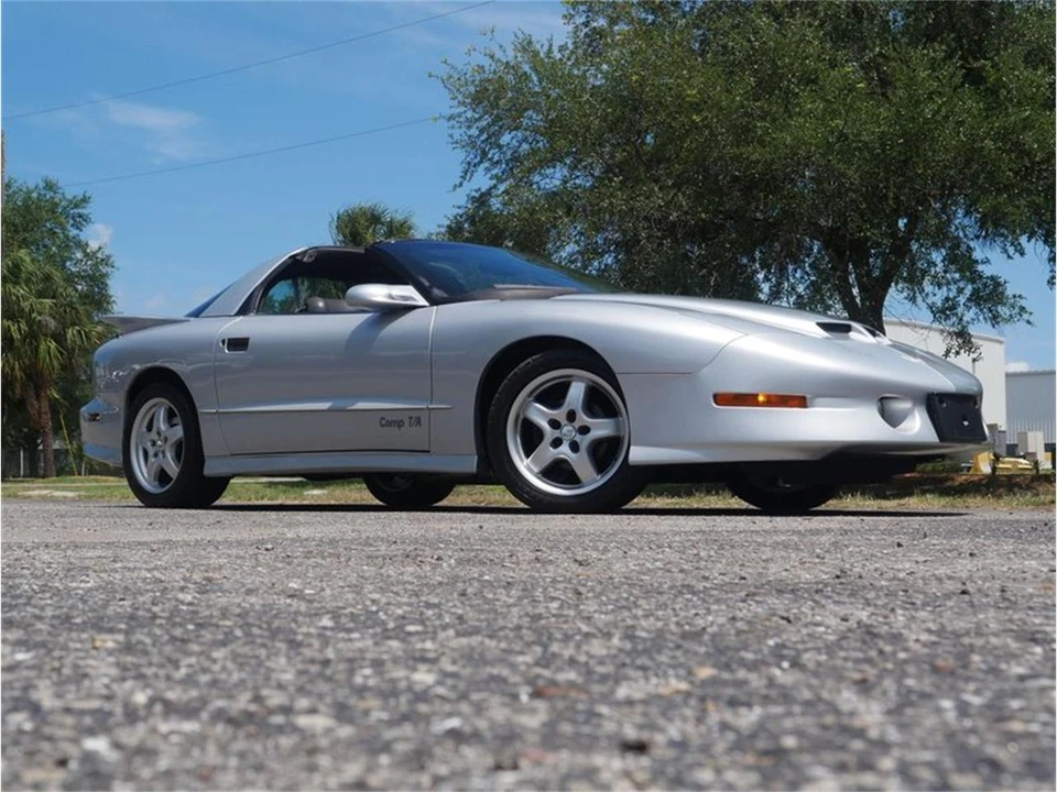 1997 Pontiac Firebird 4th Gen - Image 8 of 31