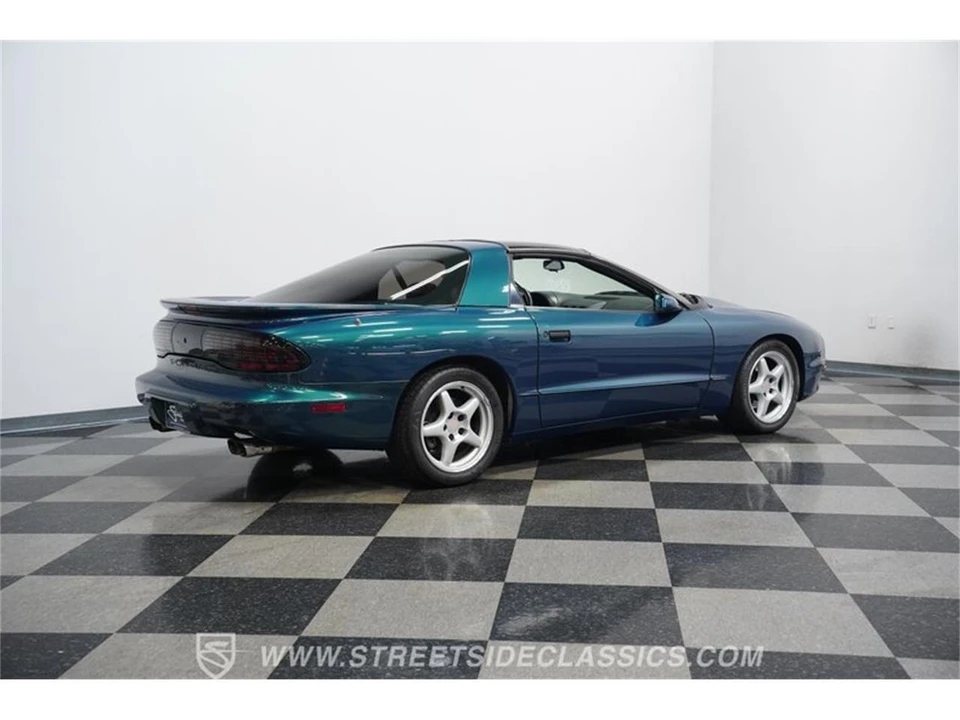 1997 Pontiac Firebird 4th Gen - Image 11 of 31