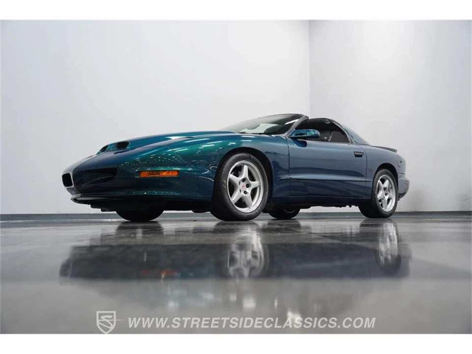1997 Pontiac Firebird 4th Gen - Image 20 of 31