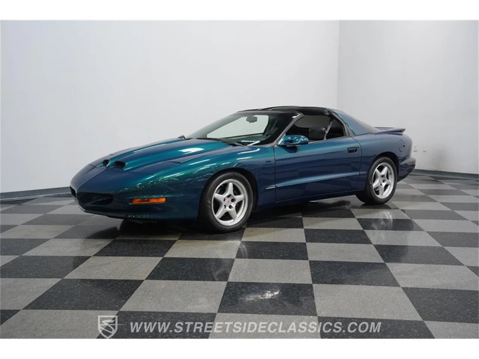 1997 Pontiac Firebird 4th Gen - Image 4 of 31