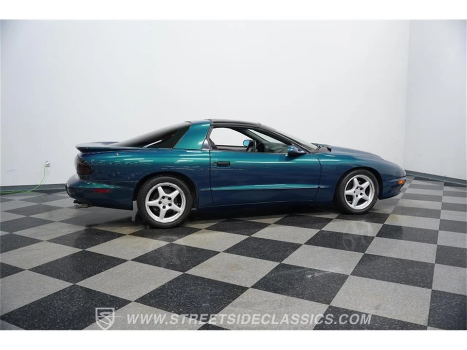 1997 Pontiac Firebird 4th Gen - Image 13 of 31