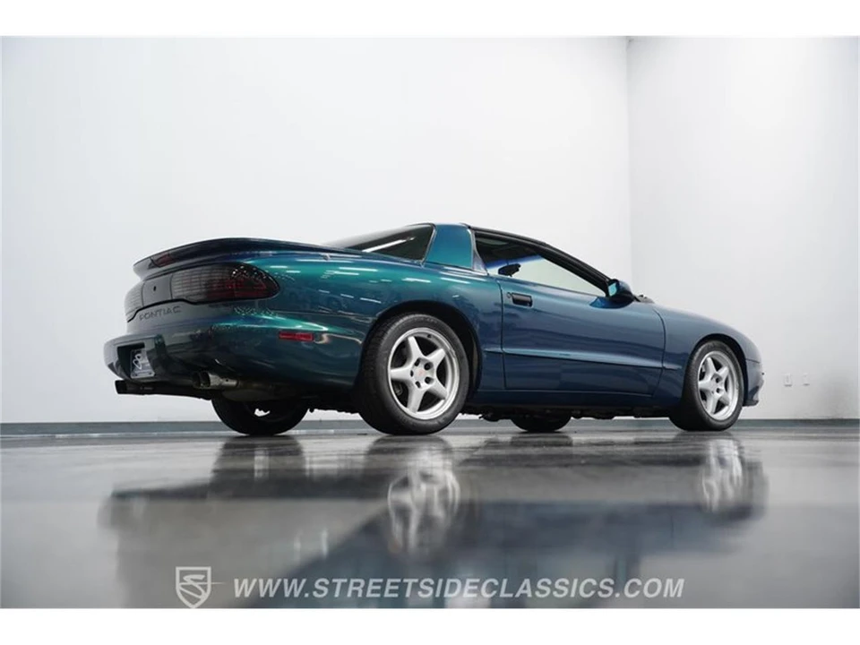 1997 Pontiac Firebird 4th Gen - Image 26 of 31