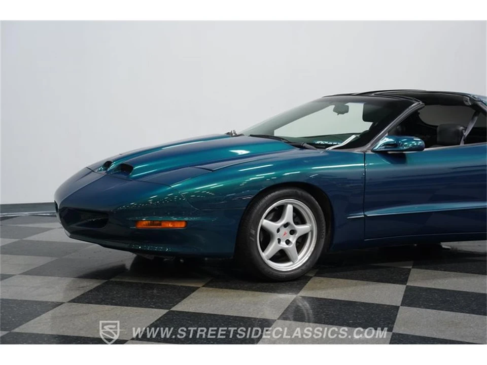 1997 Pontiac Firebird 4th Gen - Image 18 of 31
