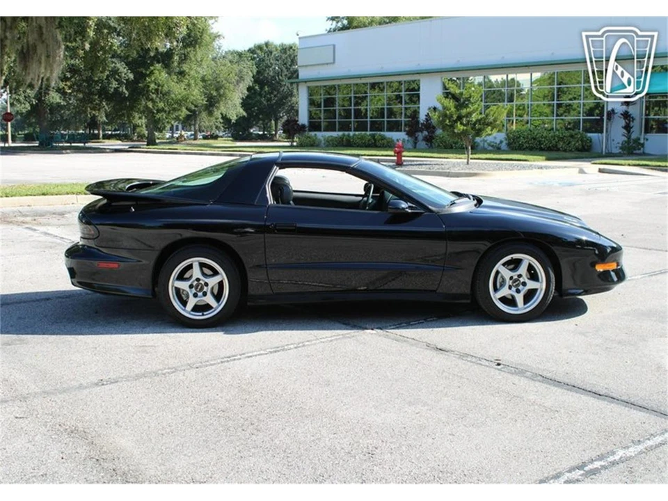 1997 Pontiac Firebird 4th Gen - Image 26 of 31