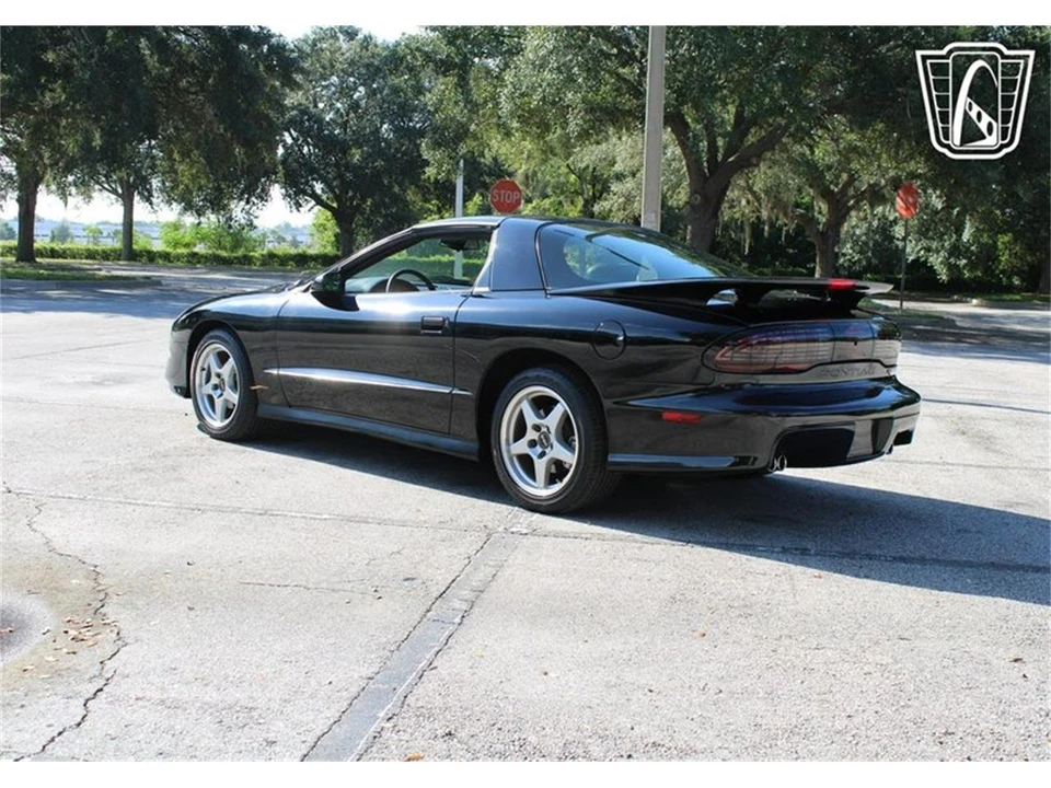 1997 Pontiac Firebird 4th Gen - Image 16 of 31