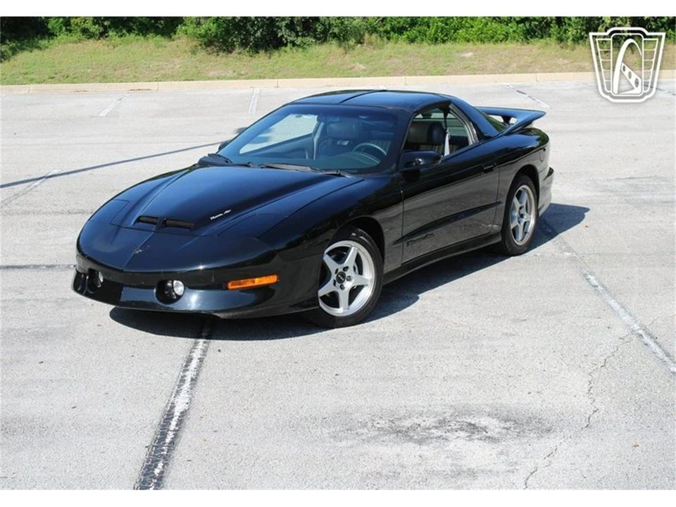1997 Pontiac Firebird 4th Gen - Image 5 of 31