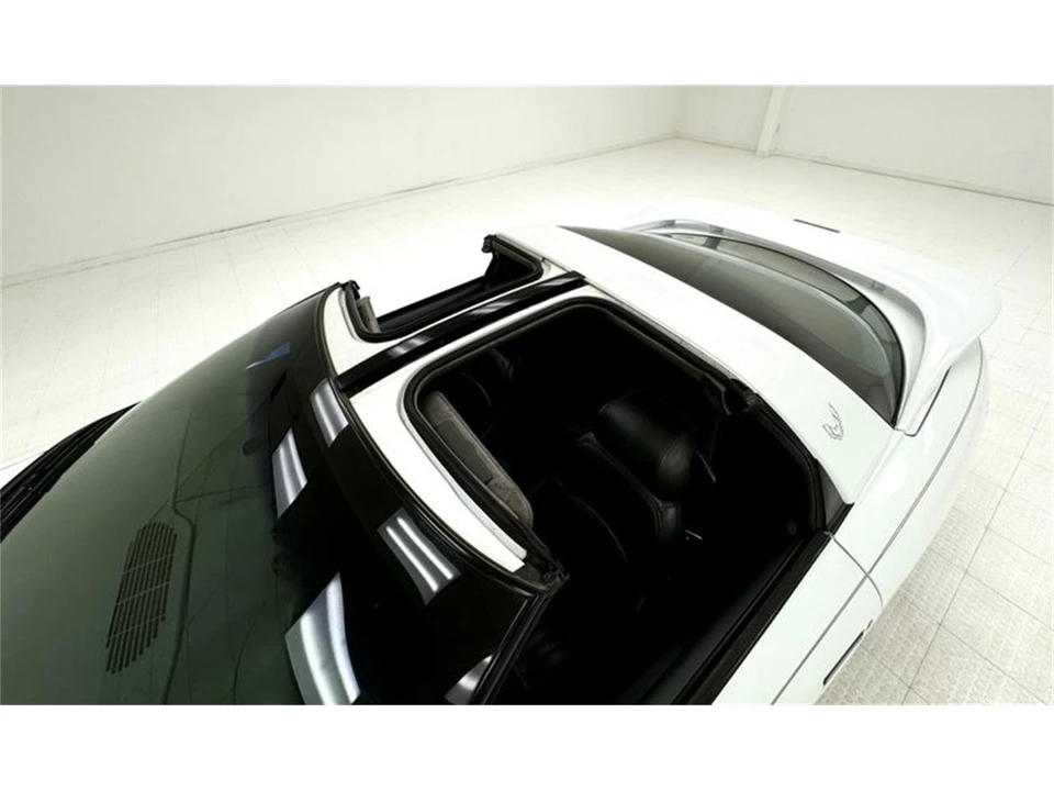 1997 Pontiac Firebird 4th Gen - Image 13 of 31