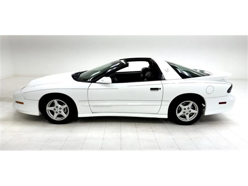 1997 Pontiac Firebird 4th Gen - Image 3 of 31