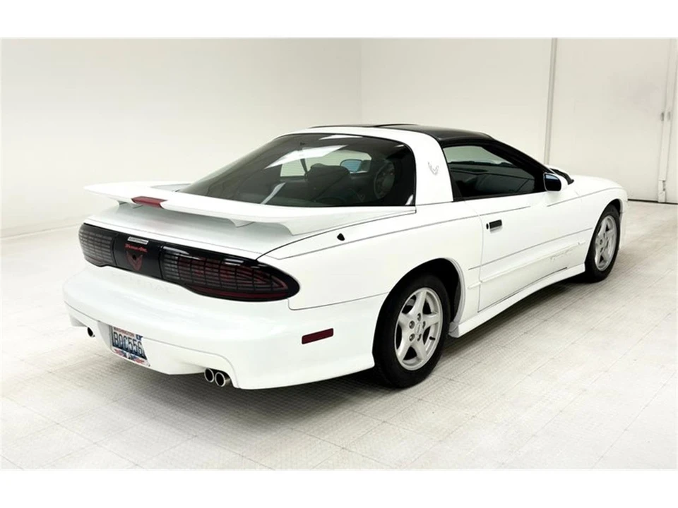 1997 Pontiac Firebird 4th Gen - Image 6 of 31