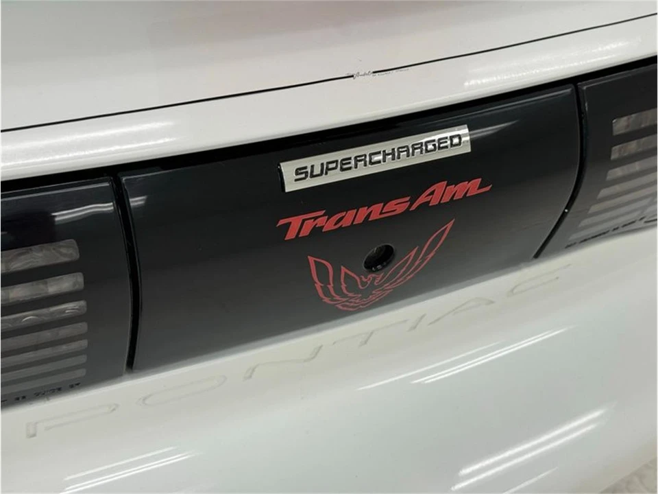 1997 Pontiac Firebird 4th Gen - Image 20 of 31