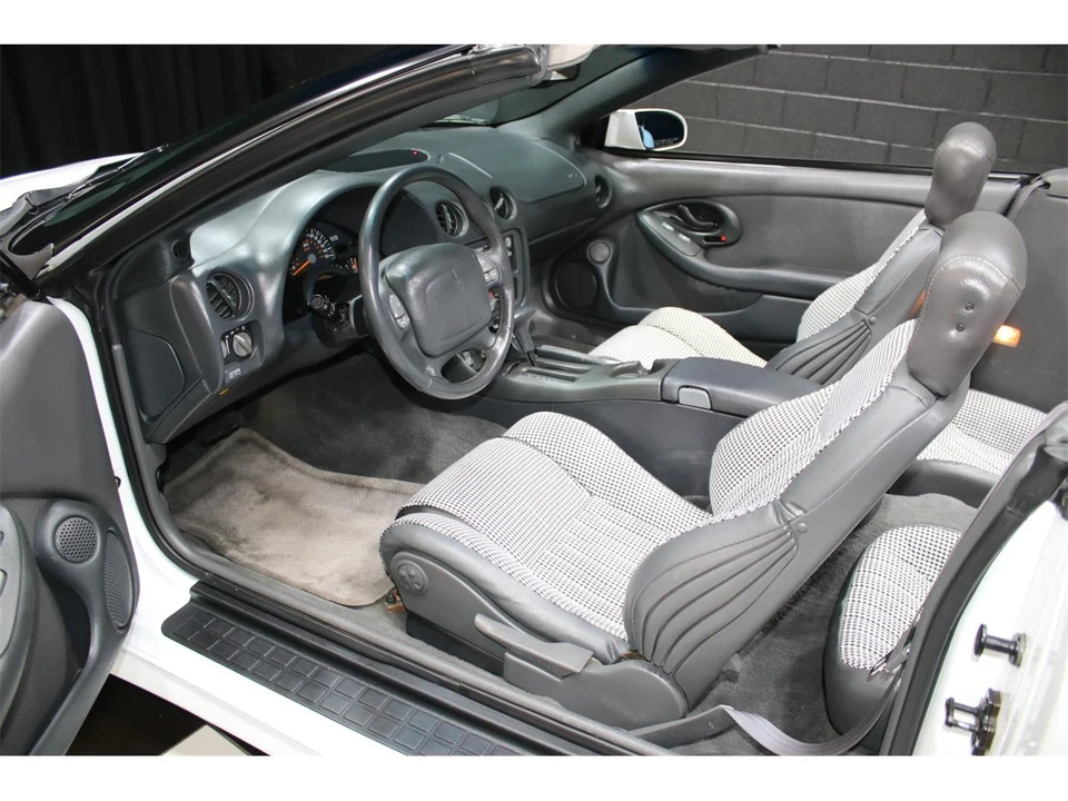 1997 Pontiac Firebird 4th Gen - Image 3 of 31