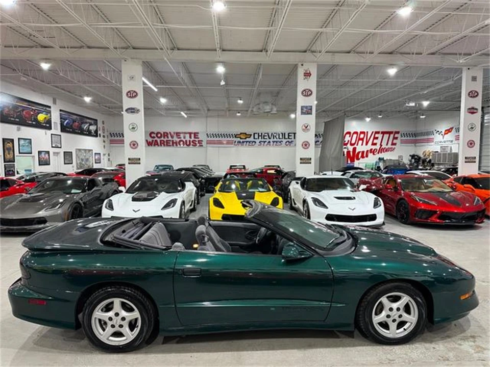 1997 Pontiac Firebird 4th Gen - Image 6 of 30