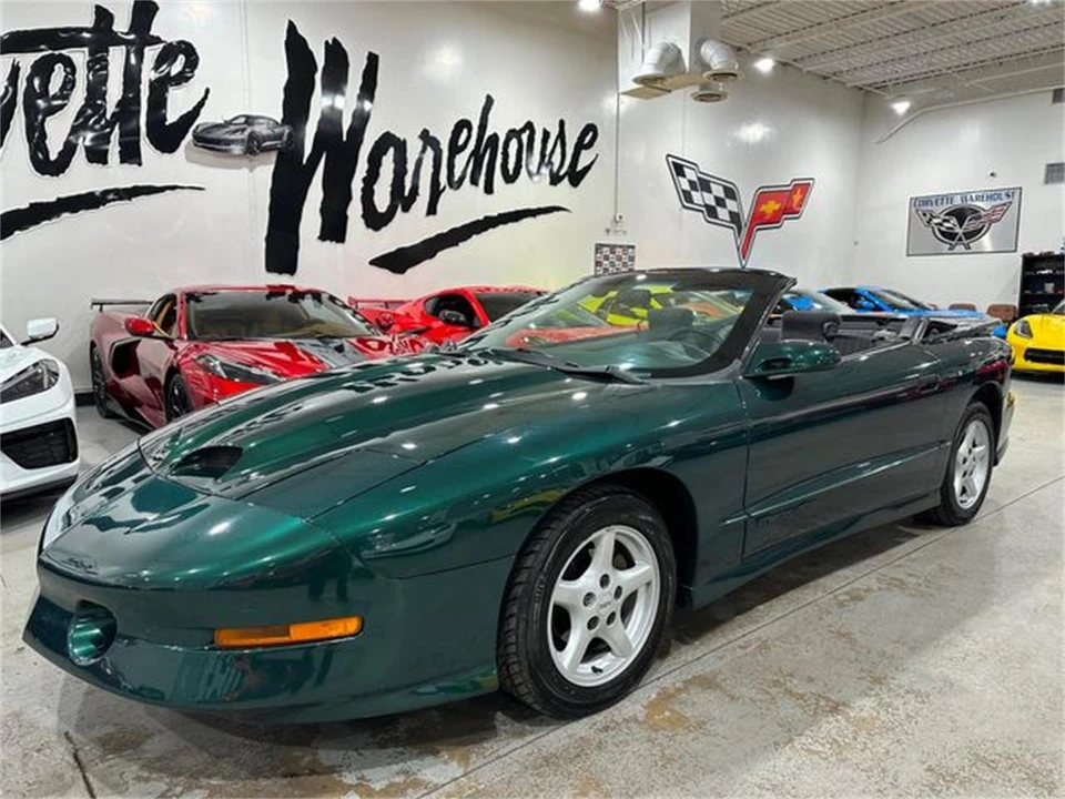1997 Pontiac Firebird 4th Gen - Image 25 of 30