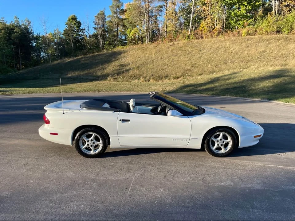 1997 Pontiac Firebird 4th Gen - Image 6 of 10