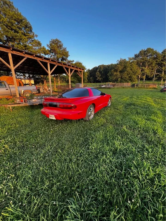 1997 Pontiac Firebird 4th Gen - Image 2 of 5