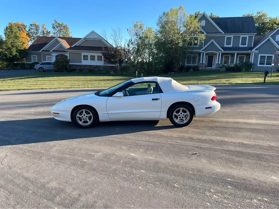 1997 Pontiac Firebird 4th Gen - Image 5 of 10