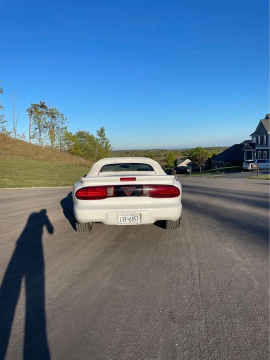 1997 Pontiac Firebird 4th Gen - Image 8 of 10