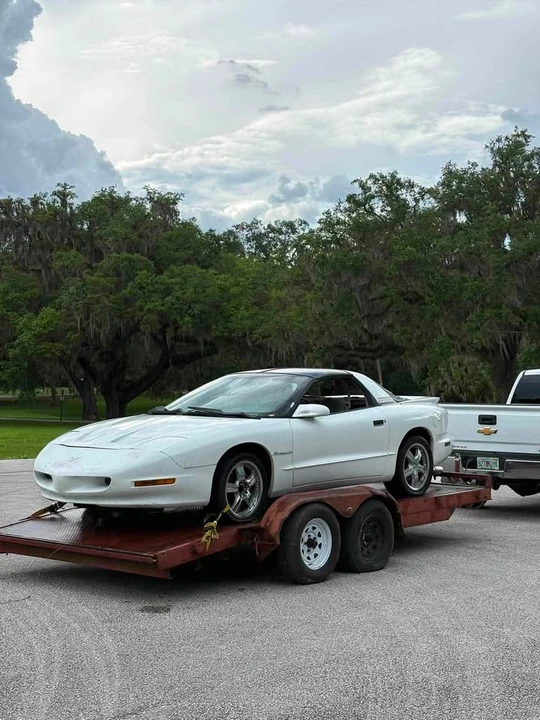 1997 Pontiac Firebird 4th Gen - Image 4 of 8