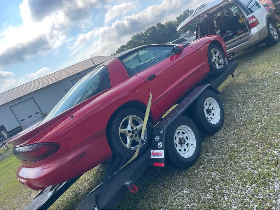 1997 Pontiac Firebird 4th Gen - Image 5 of 10
