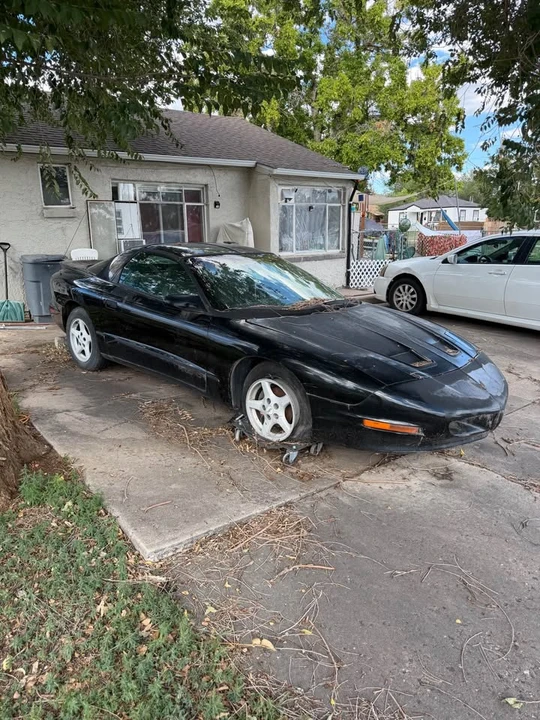 1997 Pontiac Firebird 4th Gen - Image 2 of 12