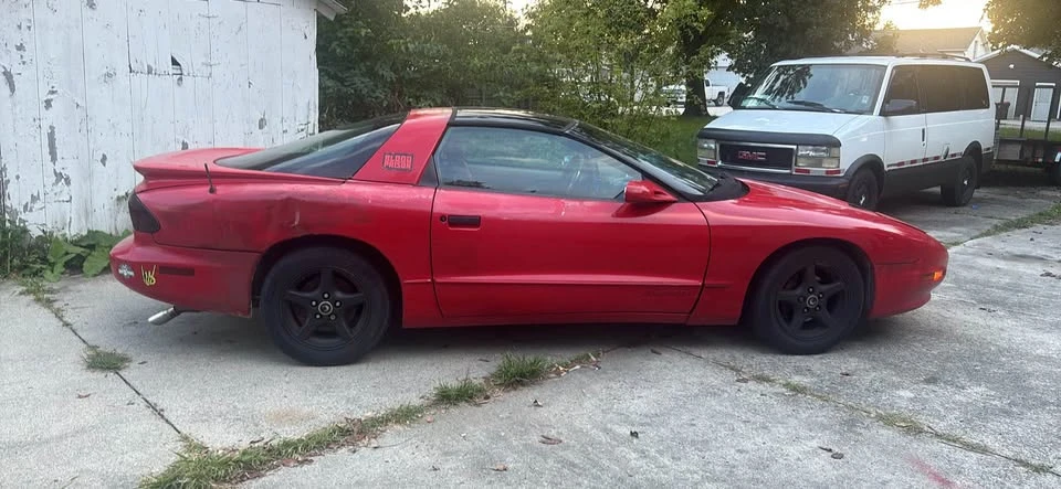 1997 Pontiac Firebird 4th Gen - Image 2 of 4