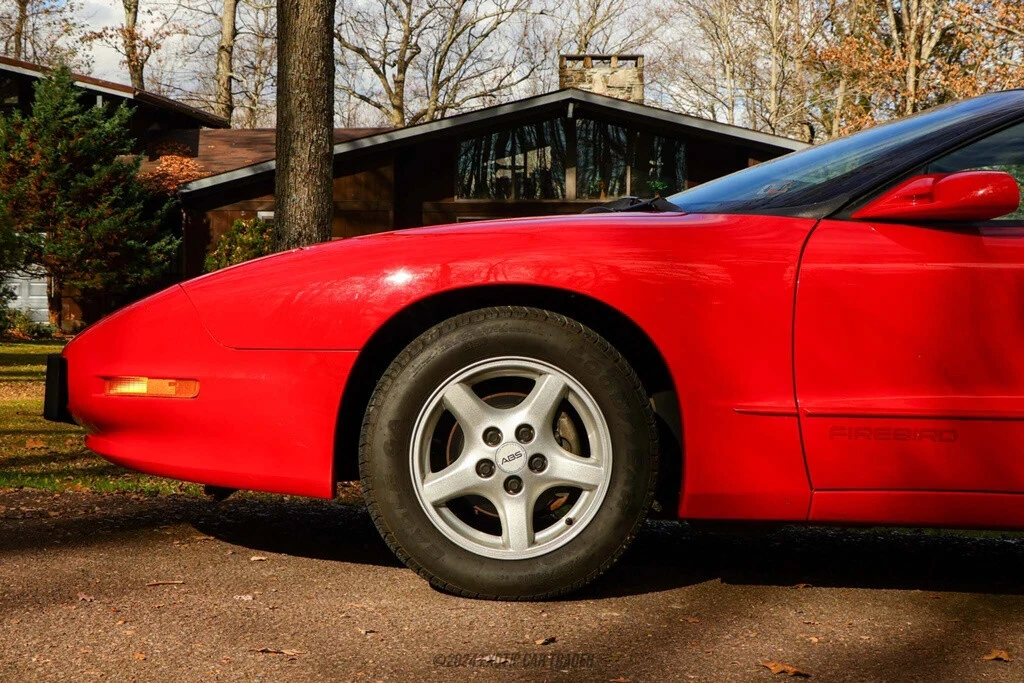 1997 Pontiac Firebird 4th Gen - Image 4 of 12