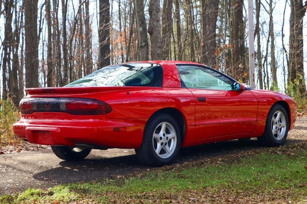 1997 Pontiac Firebird 4th Gen - Image 8 of 12