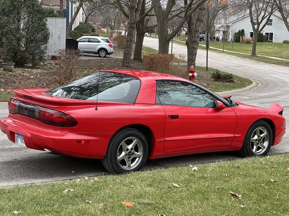1997 Pontiac Firebird 4th Gen - Image 17 of 31