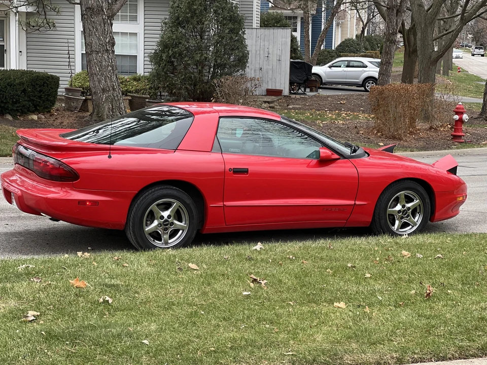 1997 Pontiac Firebird 4th Gen - Image 16 of 31
