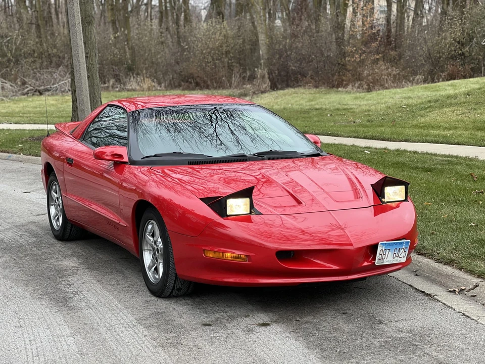 1997 Pontiac Firebird 4th Gen - Image 10 of 31