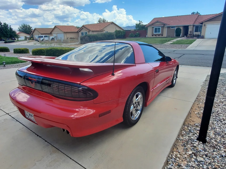 1997 Pontiac Firebird Formula 4th Gen - Image 5 of 26