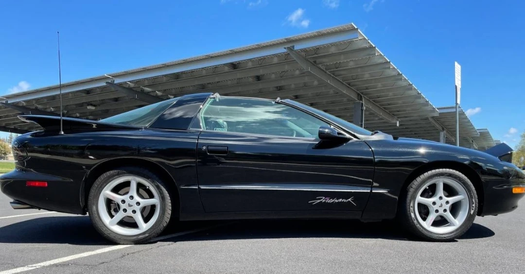 1997 Pontiac Firebird Formula 4th Gen - Image 5 of 18