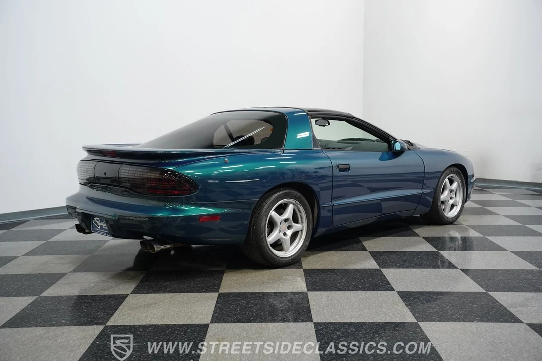 1997 Pontiac Firebird Formula 4th Gen - Image 6 of 10