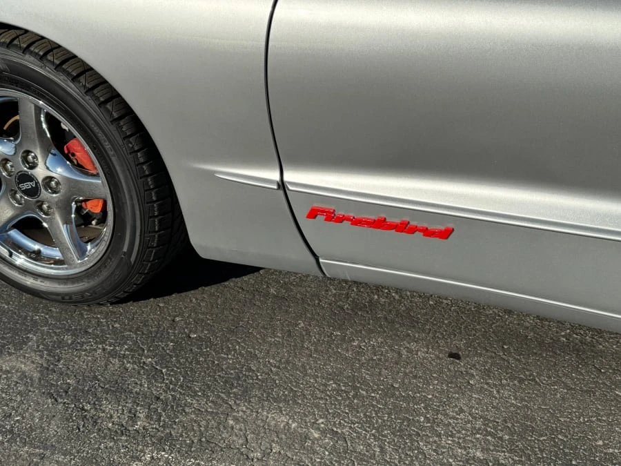 1997 Pontiac Firebird 4th Gen - Image 4 of 12